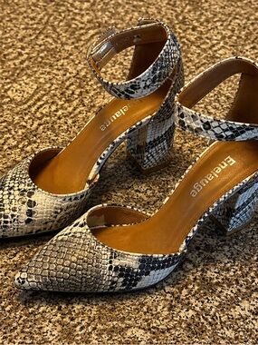 Snake-Print Ankle Strap Block Heels - Black & White Size 7